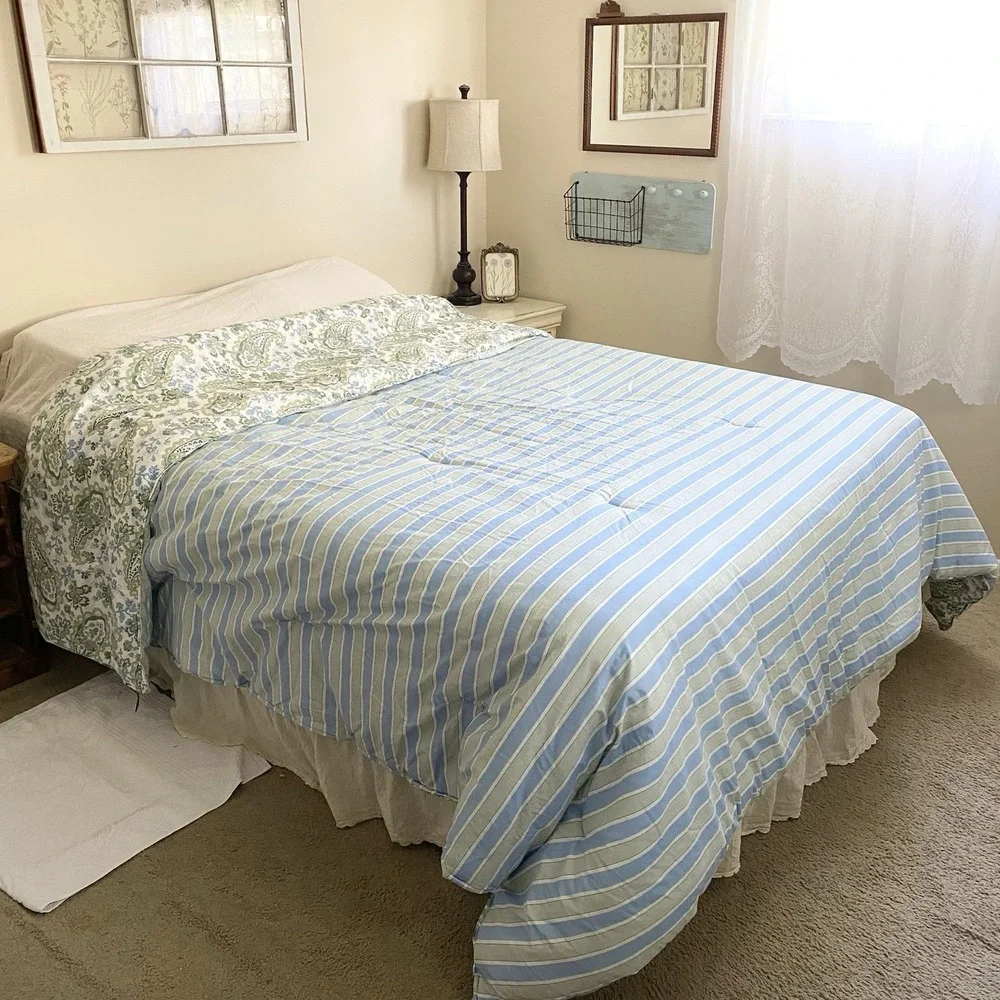 Ralph Lauren Paisley Striped Reversible King Size Comforter, 2 Shams & Bedskirt